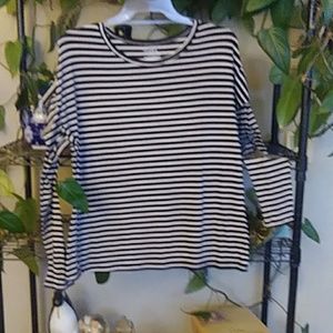 Women's cotton knit pullover